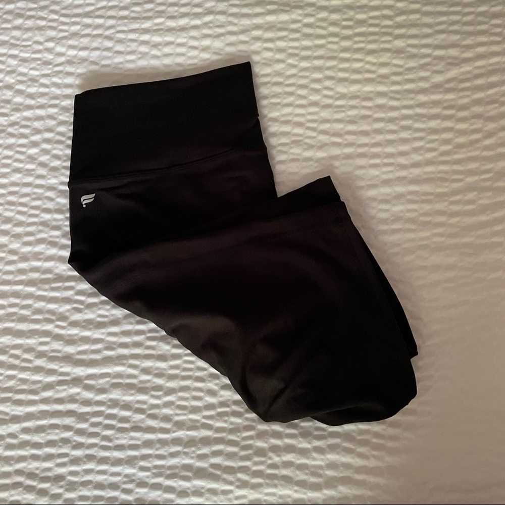Fabletics Powerhold High- Waisted Bike shorts 7”